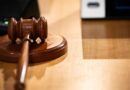 MP denuncia ex-juiz por emprestar celular a presos